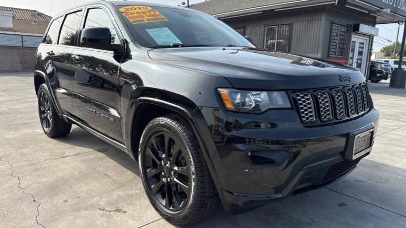 JEEP GRAND CHEROKEE 2019 1C4RJEAG0KC602525 image